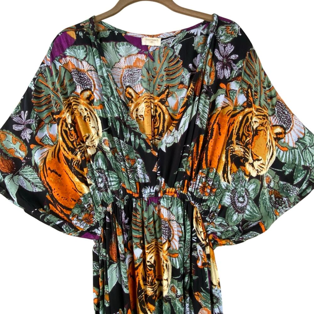 World Market Maxi Kaftan Dress Size L/XL Floral Tigers Lightweight Beach Resort